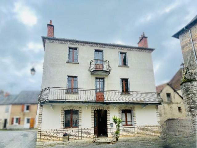 Maison vente à Figeac, Mayrinhac-lentour