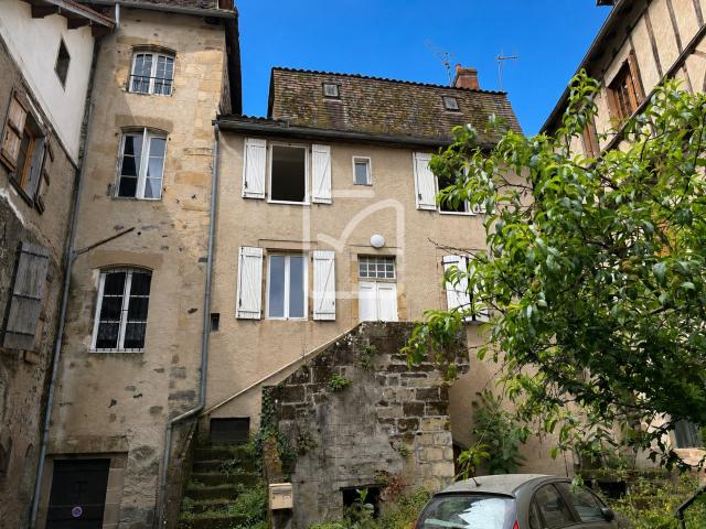 Maison vente à Brive-la-Gaillarde, Beaulieu-sur-dordogne