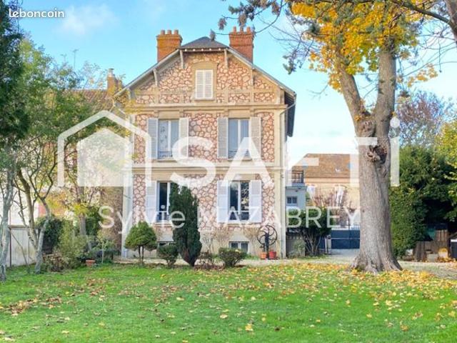 Maison vente à Avranches, Longueville
