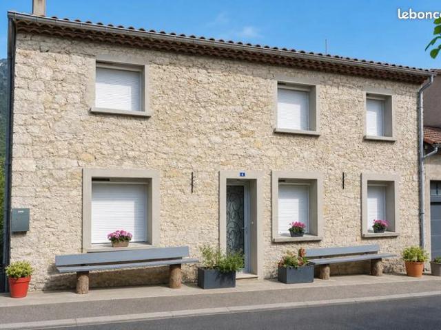 Maison vente à Limoux, Axat