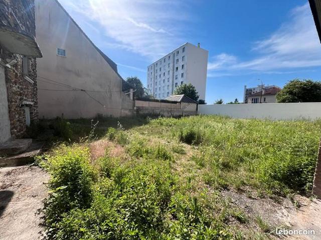 Maison vente à Dreux, Montreuil