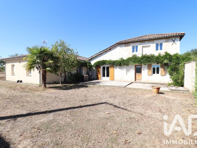 Maison vente à Champs de Normand, Neuvicq