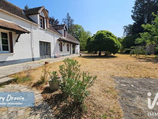 Maison vente à Fontainebleau, Le Vaudoué