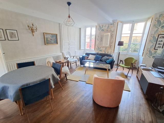 Maison vente à Château-Gontier, Château-gontier