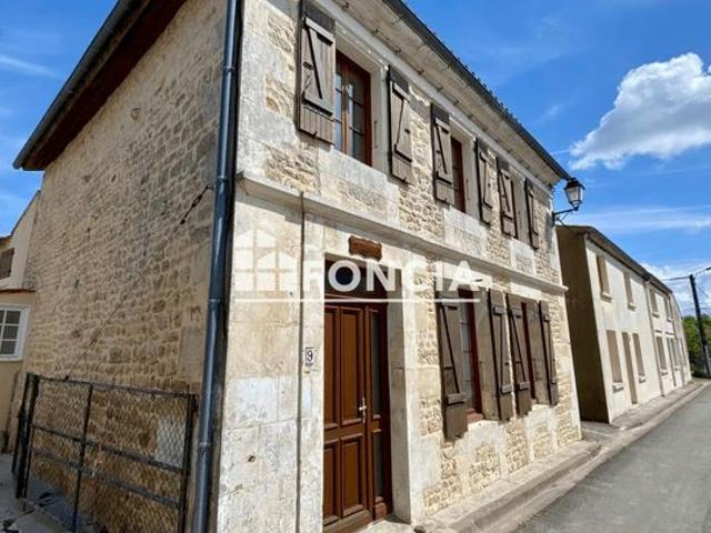 Maison vente à Saint-jean-d'angle