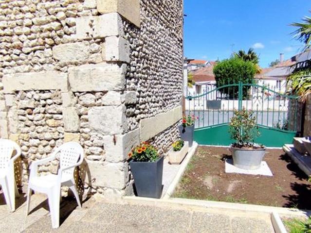 Maison vente à Saintes, Chenac-saint-seurin-d'uzet