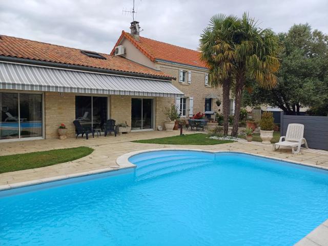 Maison vente à La Faye, Charente