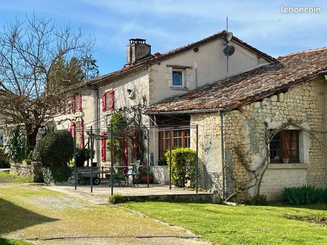 Maison vente à Poullignac, Charente