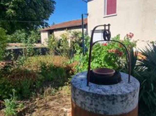 Maison vente à Confolens, Nouvelle-Aquitaine