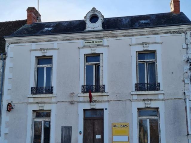 Maison vente à Saint-Amand-Montrond, Châteaumeillant