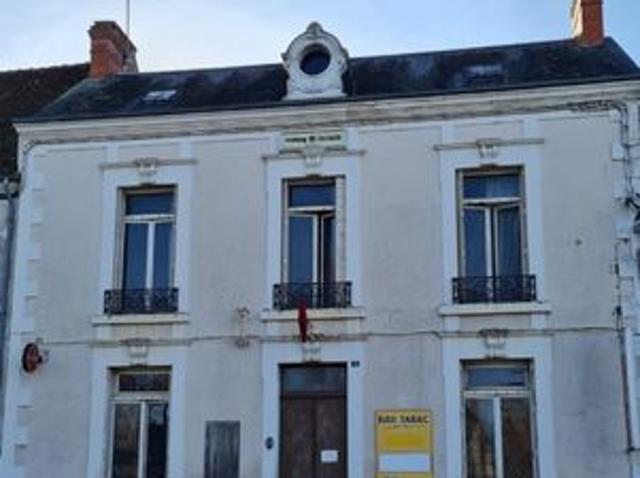 Maison vente à Saint-Amand-Montrond, Châteaumeillant