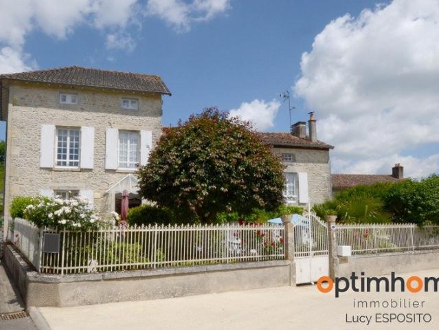Maison vente à Montmorillon, Voulême