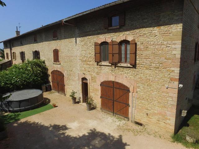 Maison vente à Mâcon, Lacrost