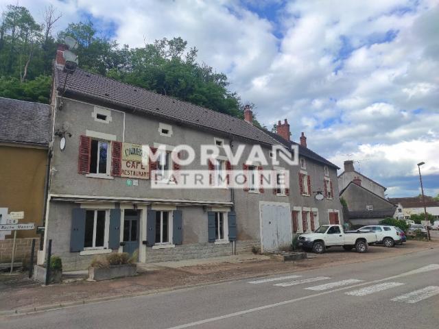 Maison vente à Clamecy, Montreuillon