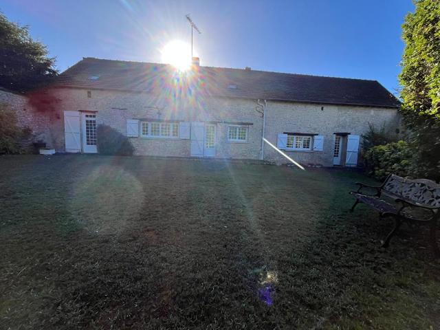Maison vente à Méréville, Le Mérévillois