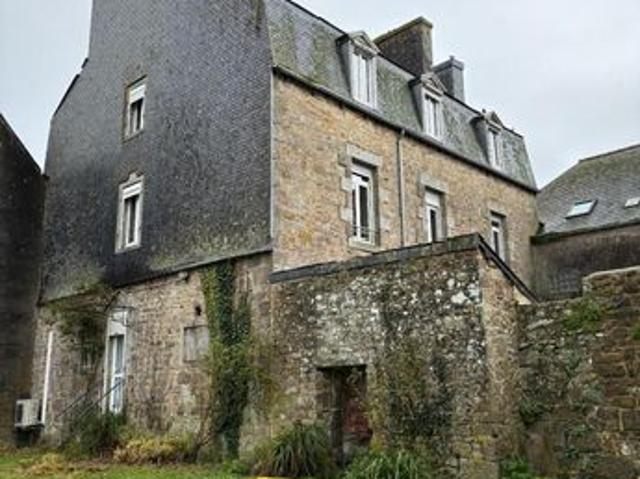 Maison vente à Guingamp, Bretagne