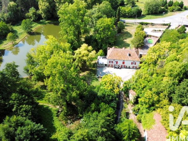 Maison vente à Montmorillon, Lussac-les-châteaux