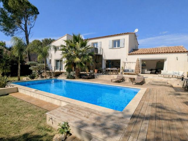 Maison vente à Nîmes, Langlade