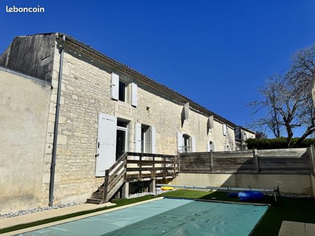 Maison vente à Saintes, Corme-ecluse