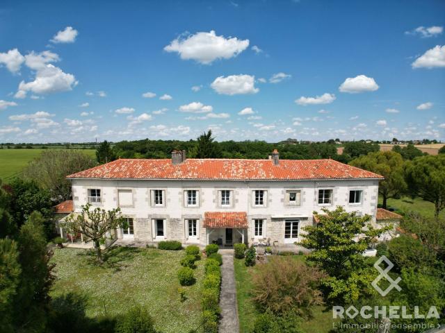 Maison vente à Saint-Jean-d'Angély, Saint-jean-d'angély