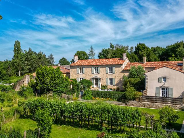 Maison vente à Fontenay-le-Comte, Saint-hilaire-des-loges