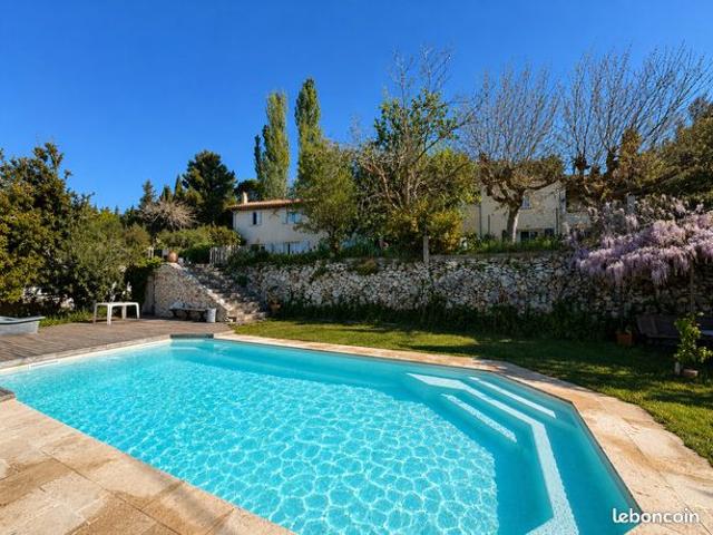 Maison vente à Aix-en-Provence, Cabriès