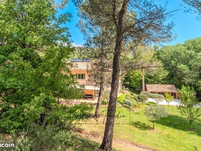 Maison vente à Aix-en-Provence, Rousset