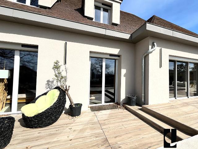 Maison vente à Saint-vincent-de-boisset