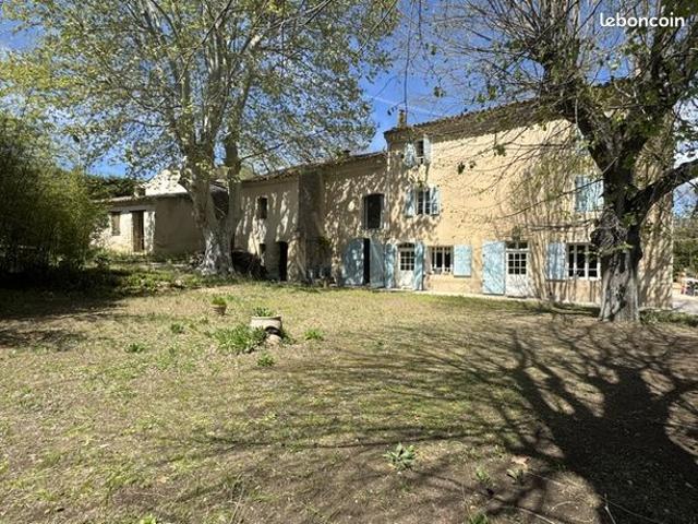 Maison vente à Apt, La Tour-d'aigues