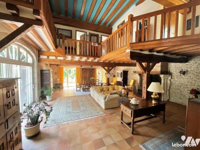 Maison vente à Orléans, Tavers