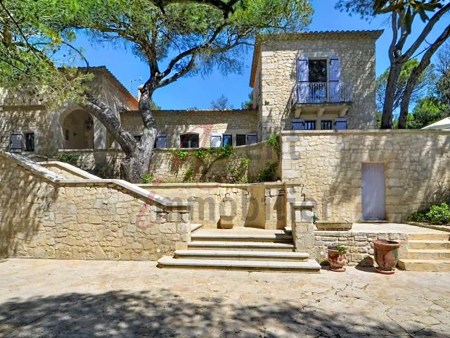 Maison vente à Nîmes, Beaucaire