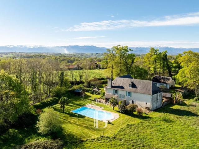 Maison vente à Oloron-Sainte-Marie, Navarrenx