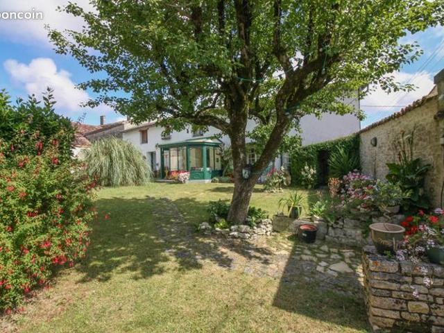 Maison vente à Saint-Jean-d'Angély, Beauvais-sur-matha