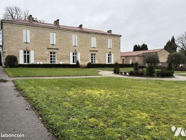 Maison vente à Fontenay-le-Comte, Longèves