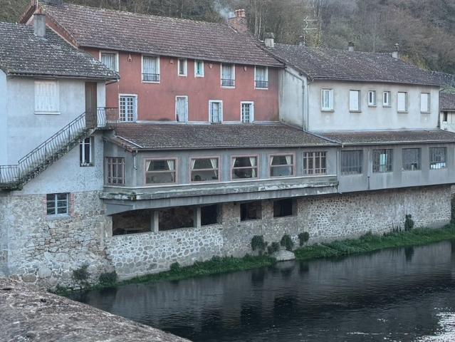 Maison vente à Aurillac, Laroquebrou