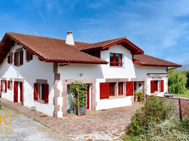 Maison vente à Saint-Jean-Pied-de-Port, Pyrénées-Atlantiques