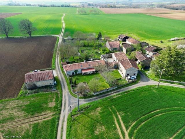 Maison vente à Verteuil-sur-Charente, Charente