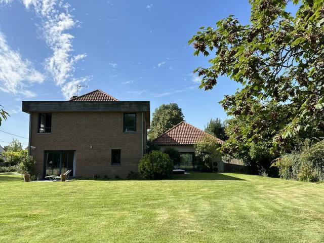 Maison vente à Douai, Nomain