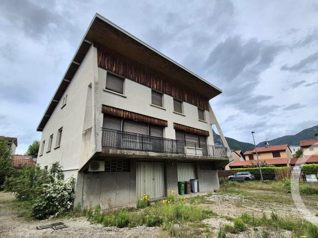 Maison vente à Grenoble, Fontaine