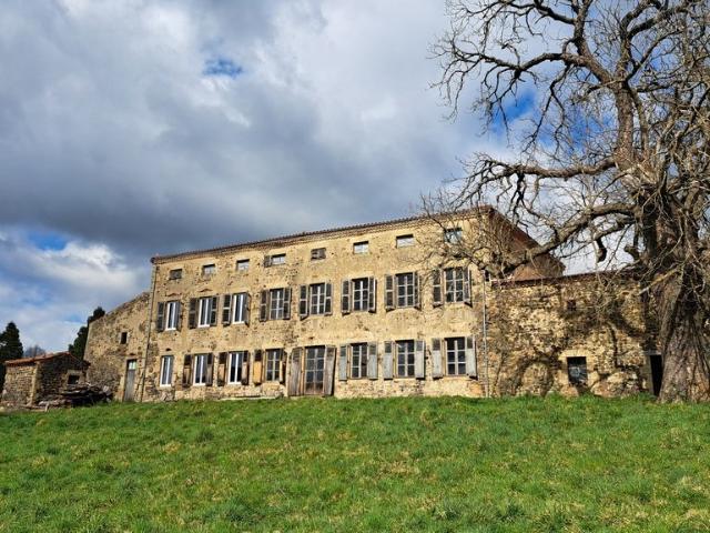 Maison vente à Sugères, Puy-de-Dôme
