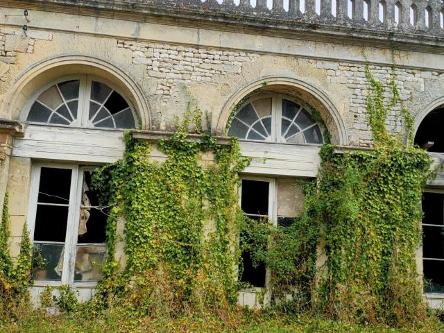 Maison vente à Saint-Jean-d'Angély, Matha