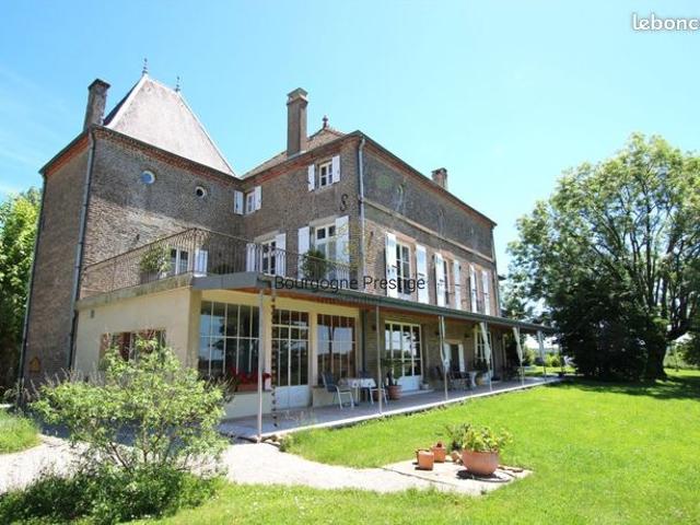 Maison vente à Mâcon, Tournus