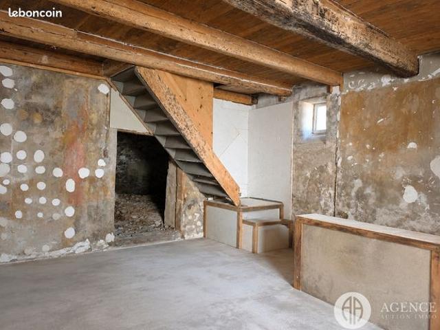 Maison vente à Mâcon, Serrières