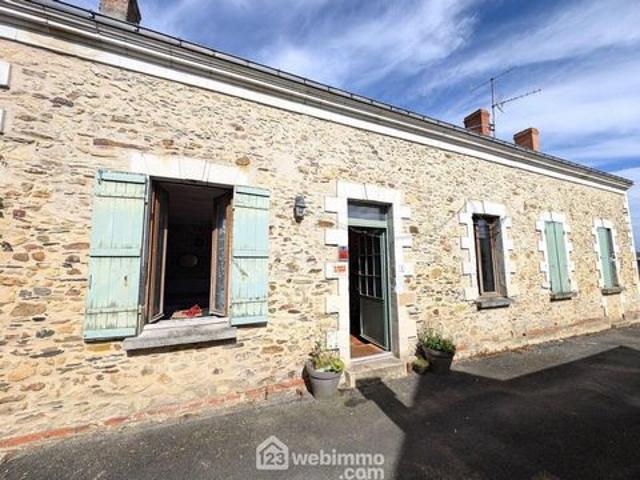 Maison vente à Segré, Soeurdres