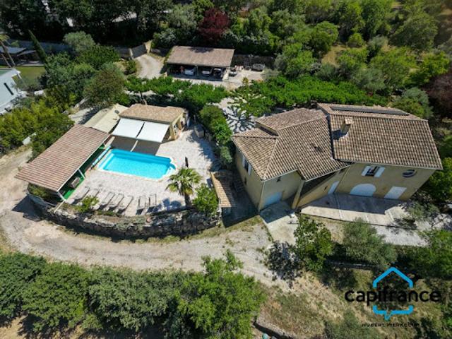 Maison vente à Arrondissement de Toulon, Solliès-toucas