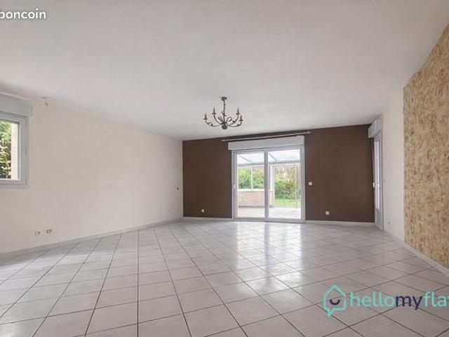 Maison vente à Châlons-en-Champagne, La Veuve