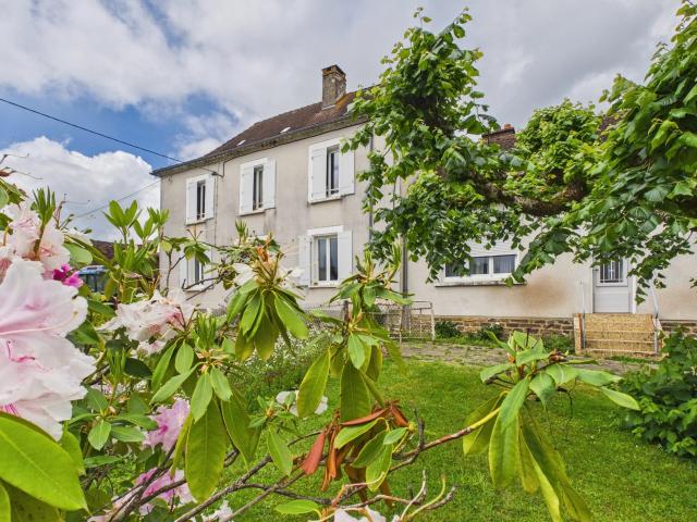 Maison vente à Nontron, Sarlande