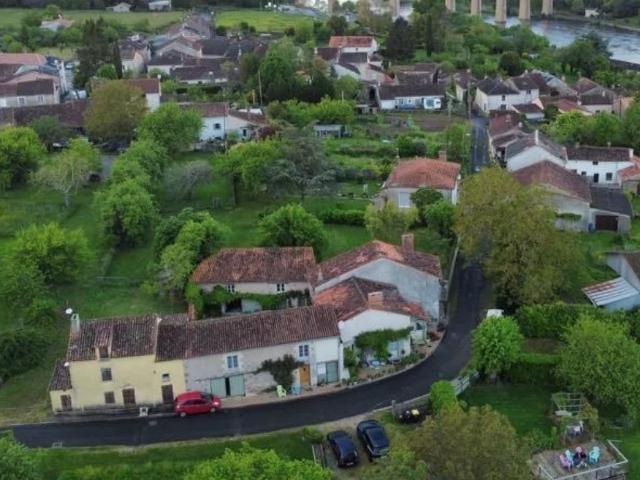 Maison vente à Montmorillon, L'isle-jourdain