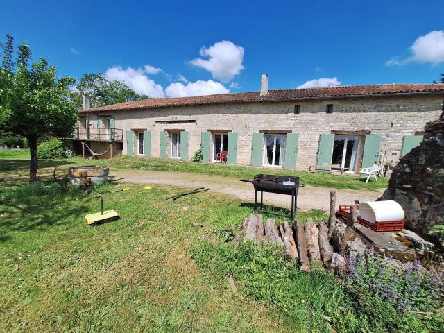 Maison vente à Montmorillon, Lizant