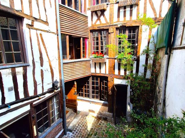 Maison vente à Rouen, Ruan